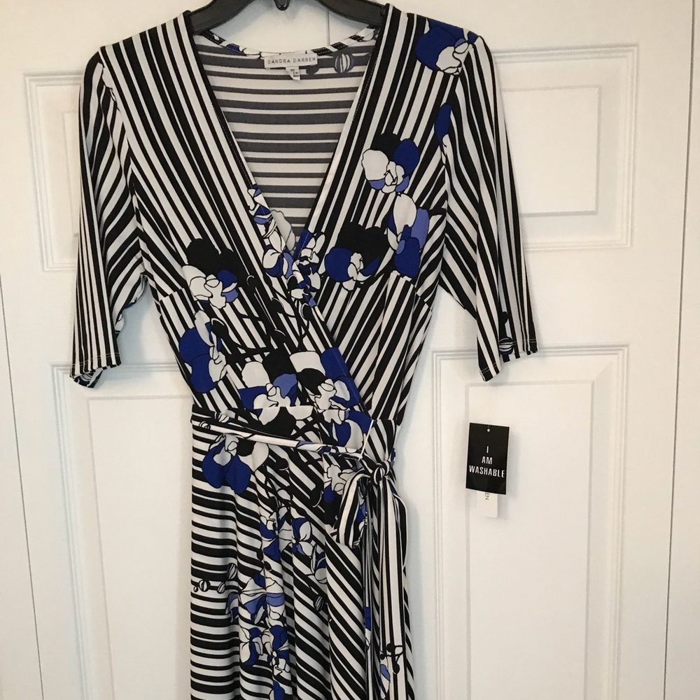 NWT Sandra Darren floral/stripe Dress